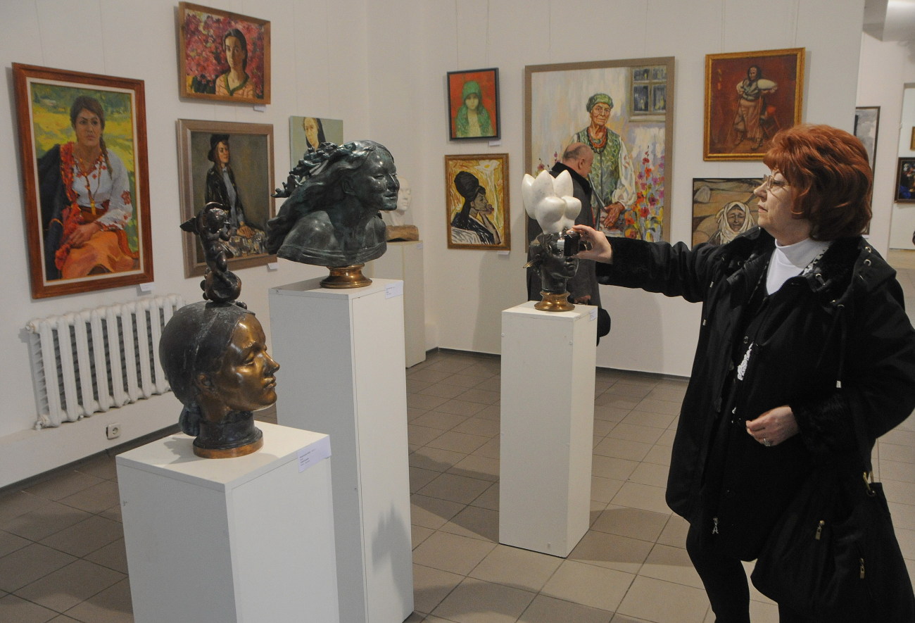 В Киеве проходит выставка женских портретов