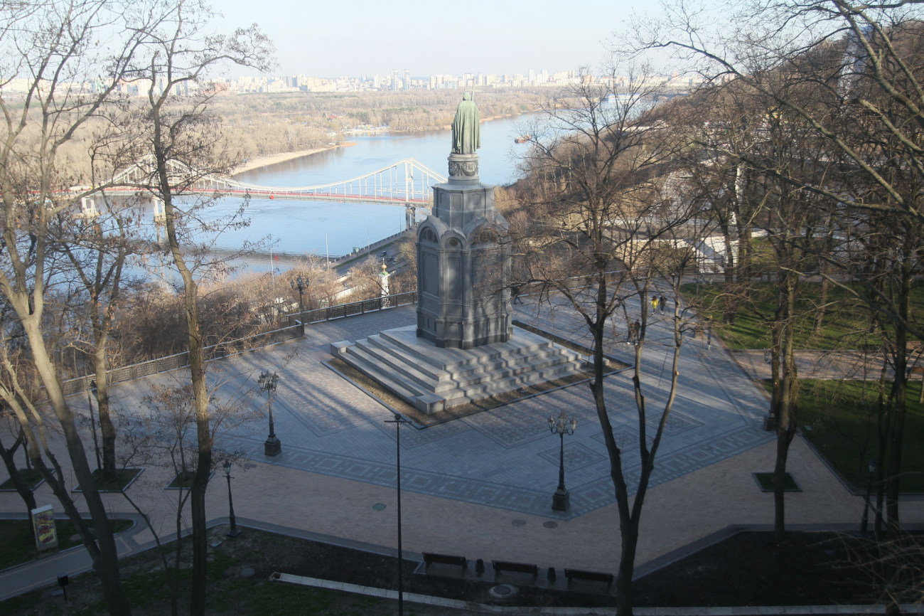 Карантин в Киеве: Владимирская горка