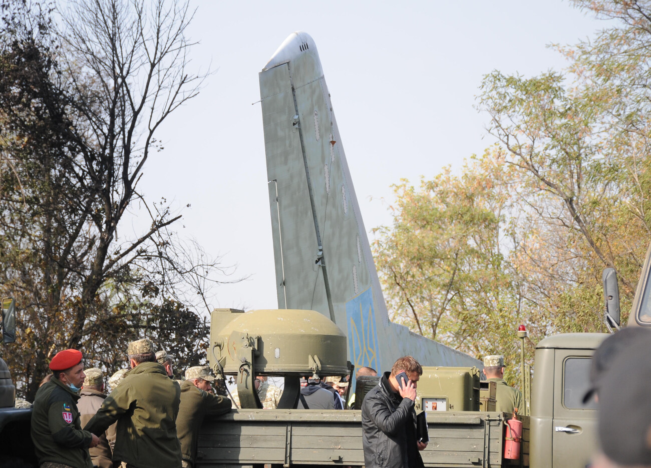 В Харьковской области потерпел крушение военный самолет Ан-26