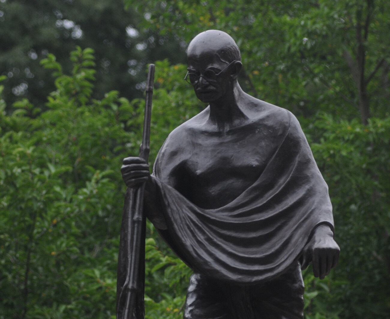 Памятник Ганди
