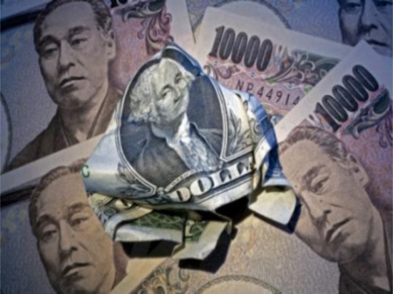 Валютні війни та Україна: приховані загрози чи нова надія?