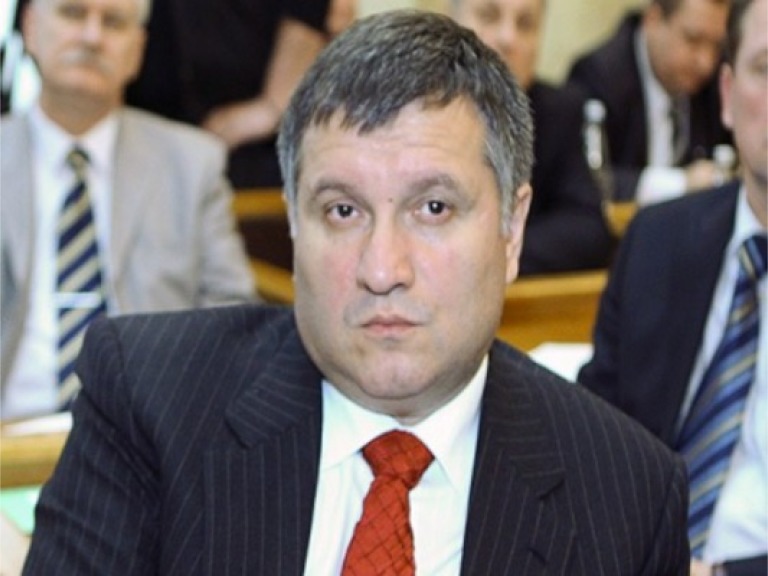 Аваков отримав упевнену перемогу в Харкові — Турчинов