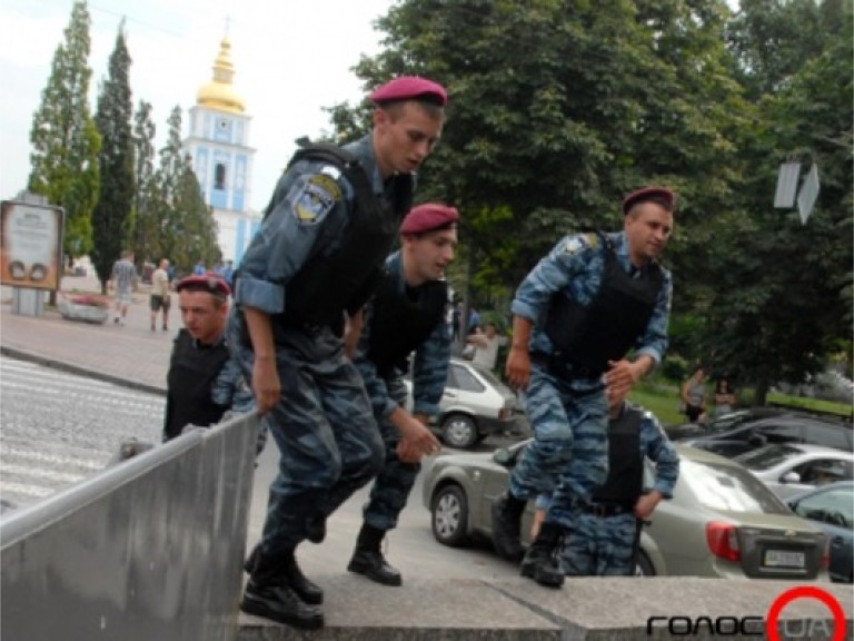 В Одесі силовики захопили кабінет мера