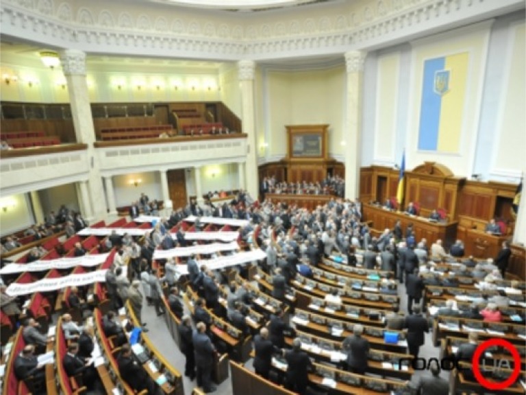 Нардепи розглянуть сьогодні проект Податкового кодексу