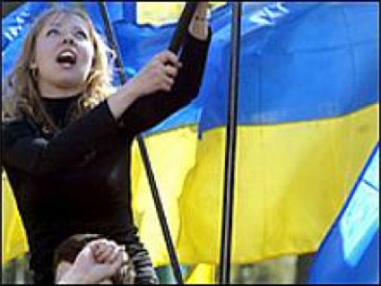 В Луганську також проходить мітинг підприємців проти Податкового кодексу