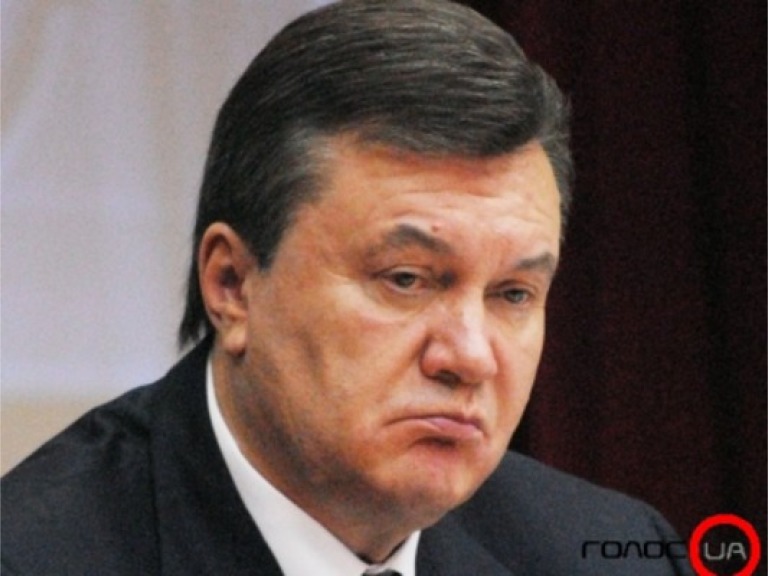 Бізнес повинен не тільки заробляти гроші, а й допомагати державі, — Янукович