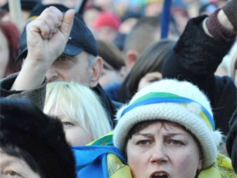 “Майдан” сьогодні не закінчиться, нова хвиля мітингів — у понеділок