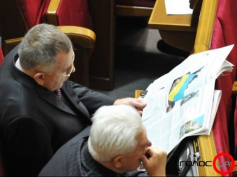 Депутати захистили інформацію