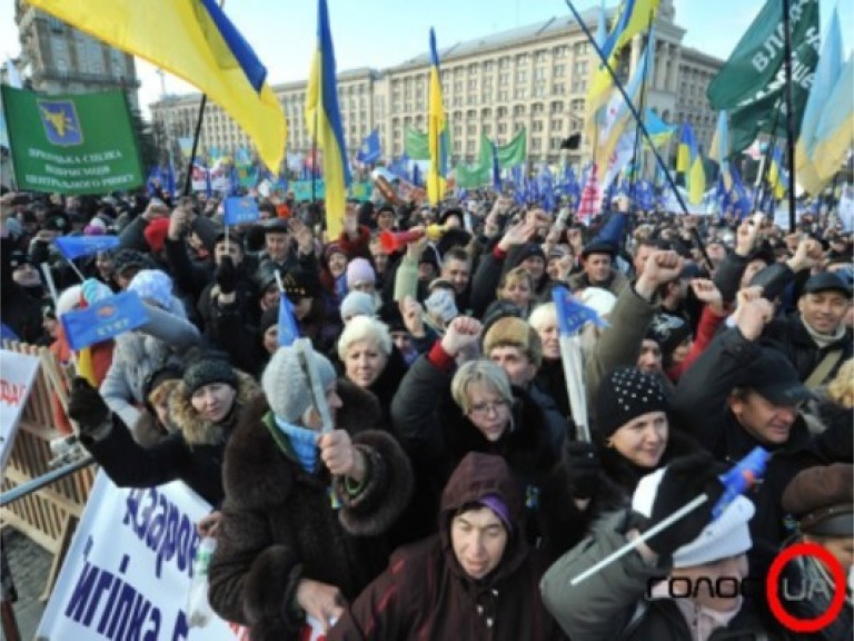 Майдан «пускает» кровь власти