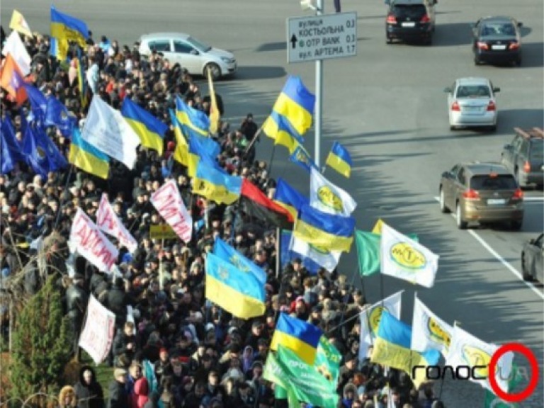 Підприємці в понеділок на Майдані вимагатимуть негайних виборів Президента і парламенту