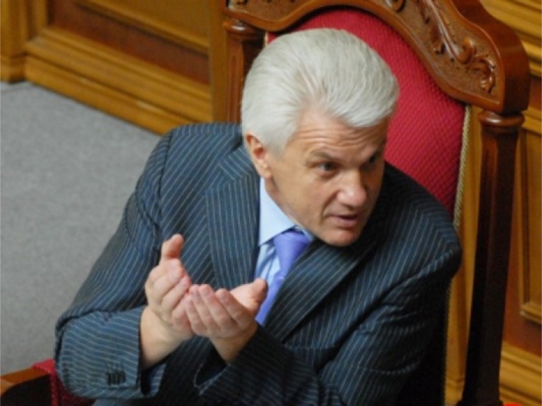 Скорочення апарату Верховної Ради не відбудеться — Литвин