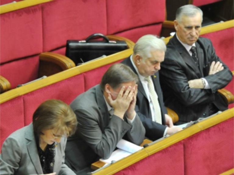Парламентаризм в гарячій фазі…