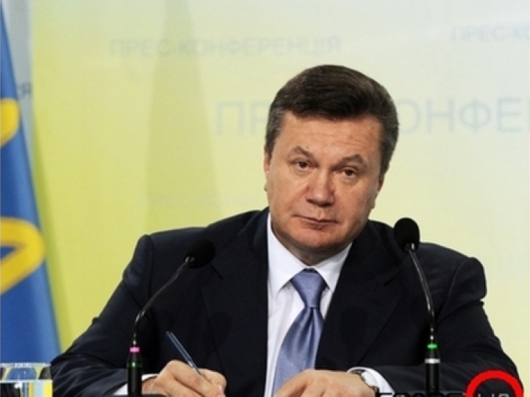 Янукович повністю змінив склад Національної комісії регулювання зв&#8217;язку?