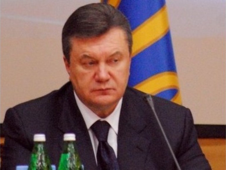 Янукович переназначил нескольких чиновников