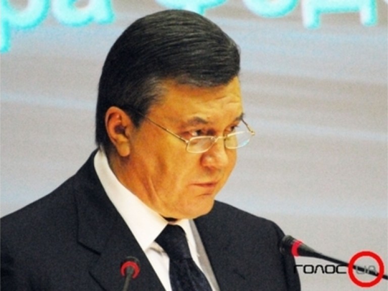 Янукович заслушал отчеты руководства Донецкой области