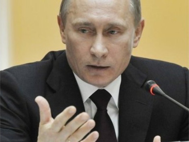 Януковичу нужно искать премьера, который смог бы противостоять Путину &#8212; политолог