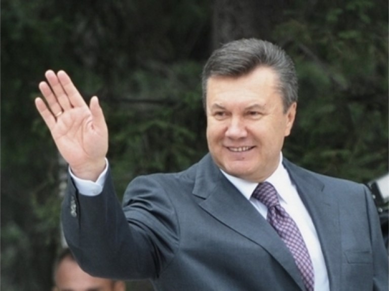 Янукович в Крыму открыл «PrimeYaltaRally — 2011»