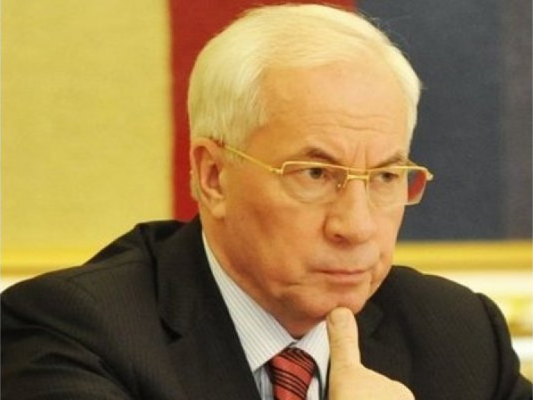 Азаров надеется на невиданный урожай гречки