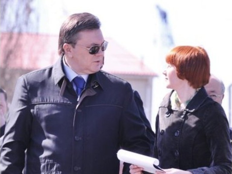 Янукович присвоил Чепак третий ранг госслужащего