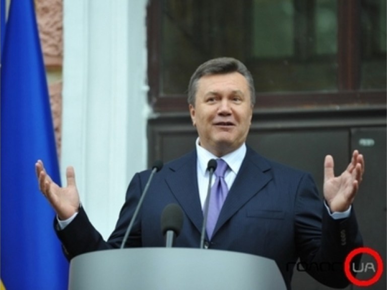 Янукович заявил, что власть остановила падение экономики