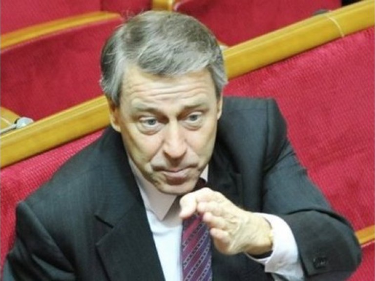 Кириленко объяснил, почему в суд к Тимошенко ходили не все члены фракции