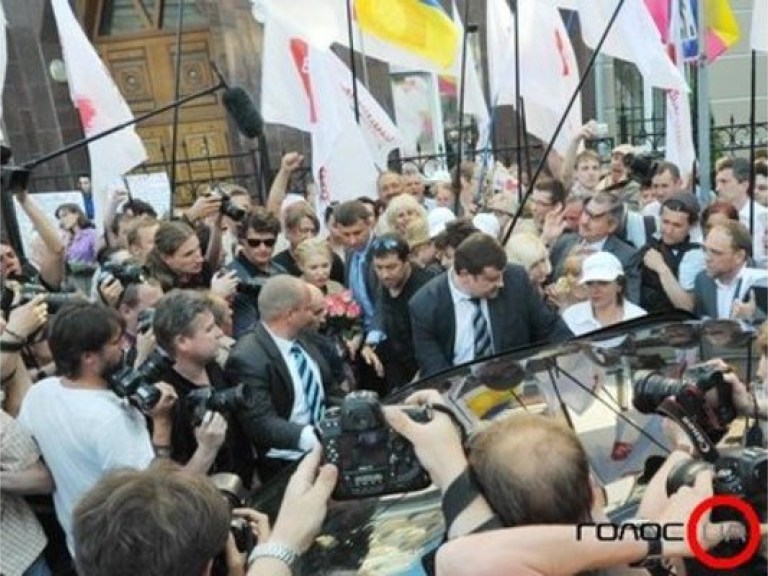 Адвокаты Тимошенко попросят оценить вчерашний конфликт между депутатами и «Грифоном»
