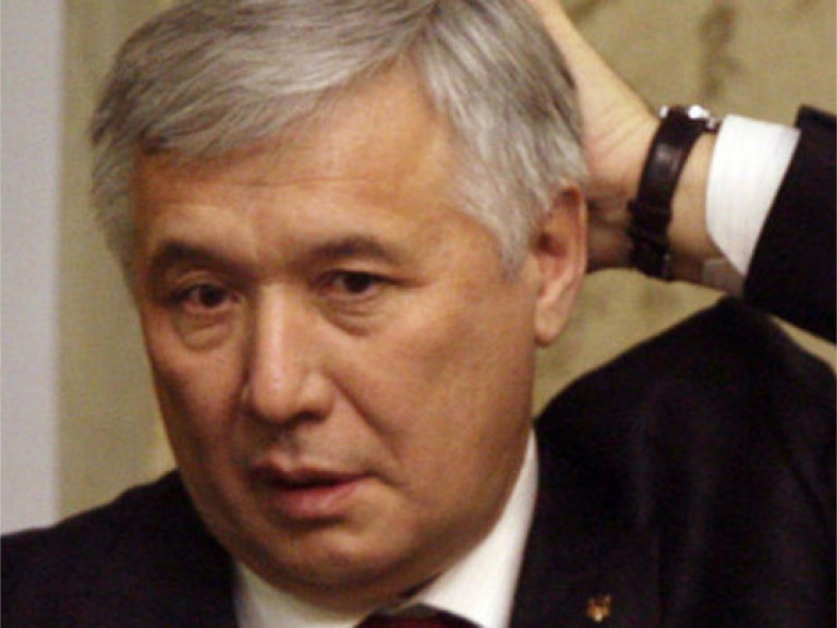 Ехануров рассказал о попытке переложить долги ЕЭСУ на госдолг