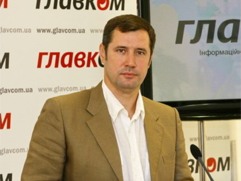 Сухов хочет успеть встретится с Тимошенко до начала заседания суда 8 августа