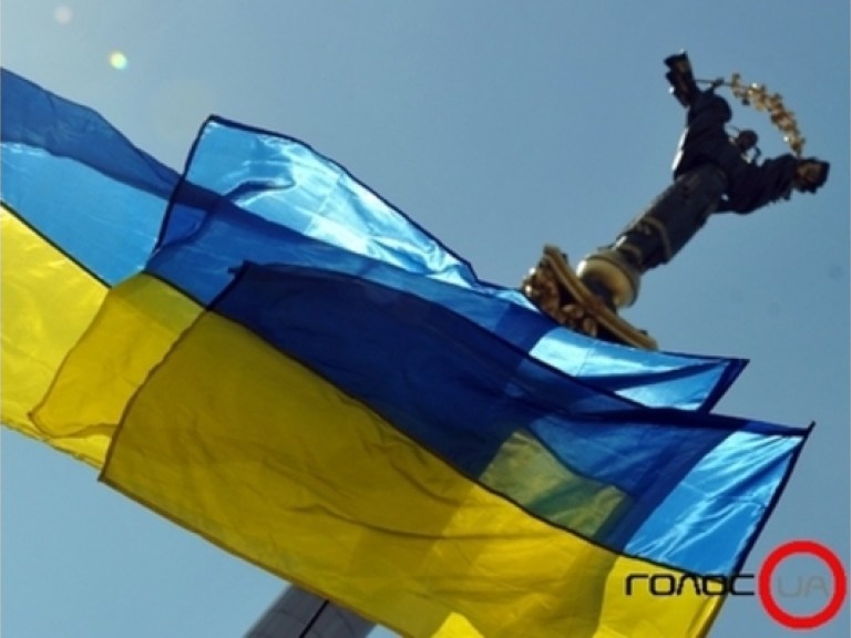 Украина отмечает День Государственного флага &#8212; Янукович уже поздравил