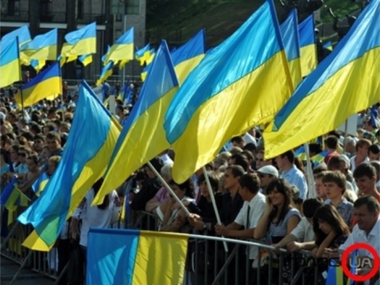 Сегодня &#8212; 20 лет независимости Украины