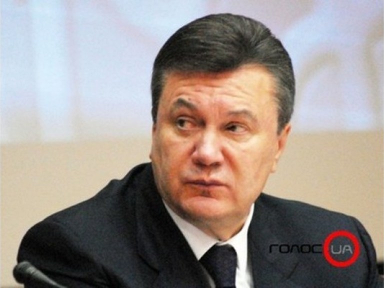 После Дня знаний Янукович поедет в Таджикистан