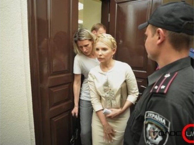 Тимошенко не хочет отдавать свою кровь комиссии Минздрава