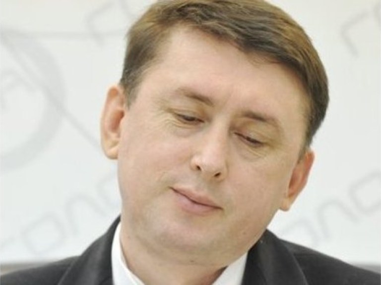 Суд обязал Мельниченко извиниться перед Литвином