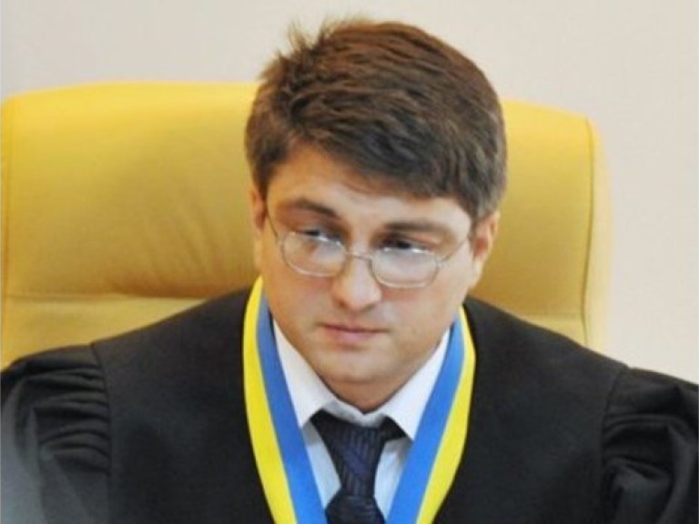 Киреев дочитал тома уголовного дела против Тимошенко