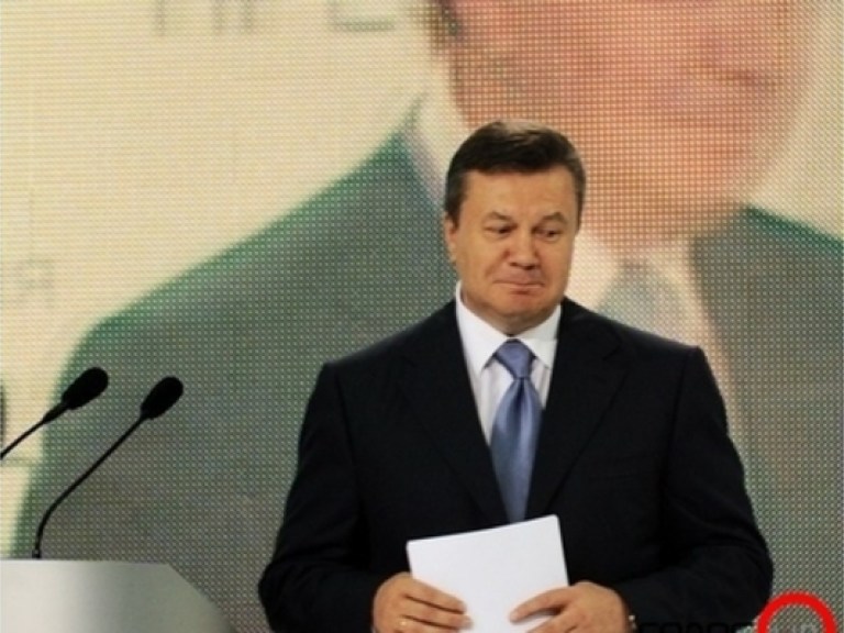 Янукович поручил СБУ и Азарову передать «Тюрьму на Лонцкого» Минкультуры
