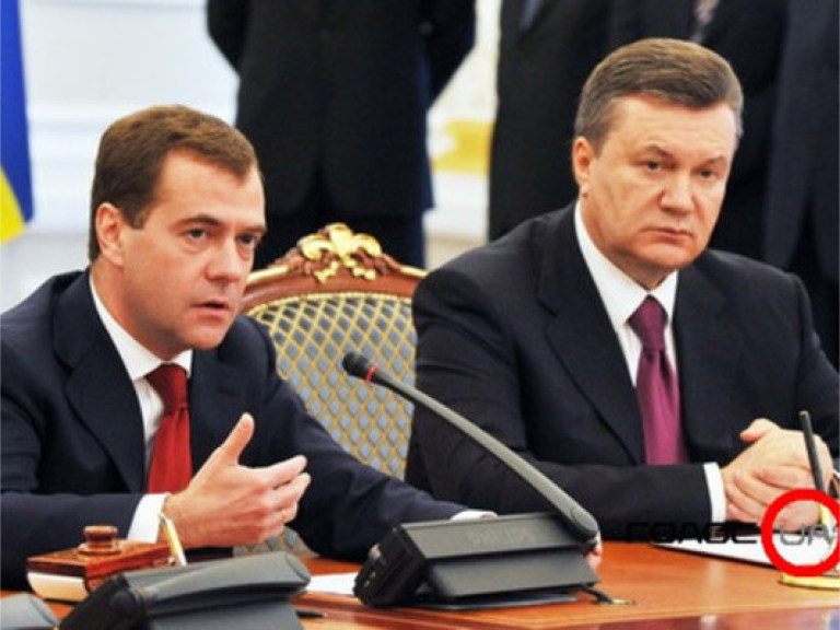 Начались переговоры Медведева и Януковича