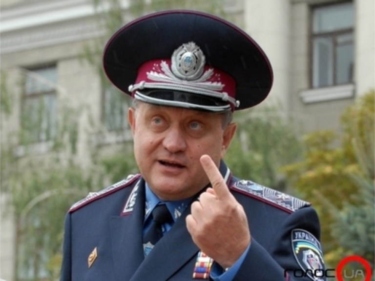 Могилев просит бывших однопартийцев не звонить ему с просьбами о защите