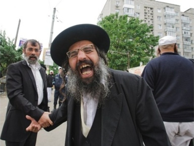Евреи везут в Украину миллиард