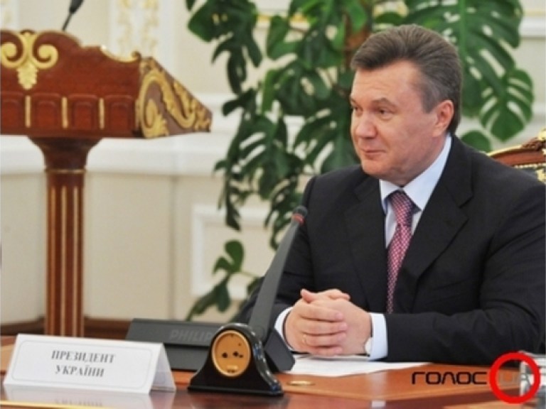 Янукович решил помочь львовским замкам и музеям