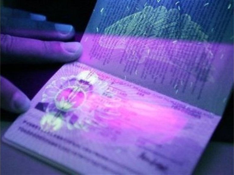 По чем будут биометрические паспорта?