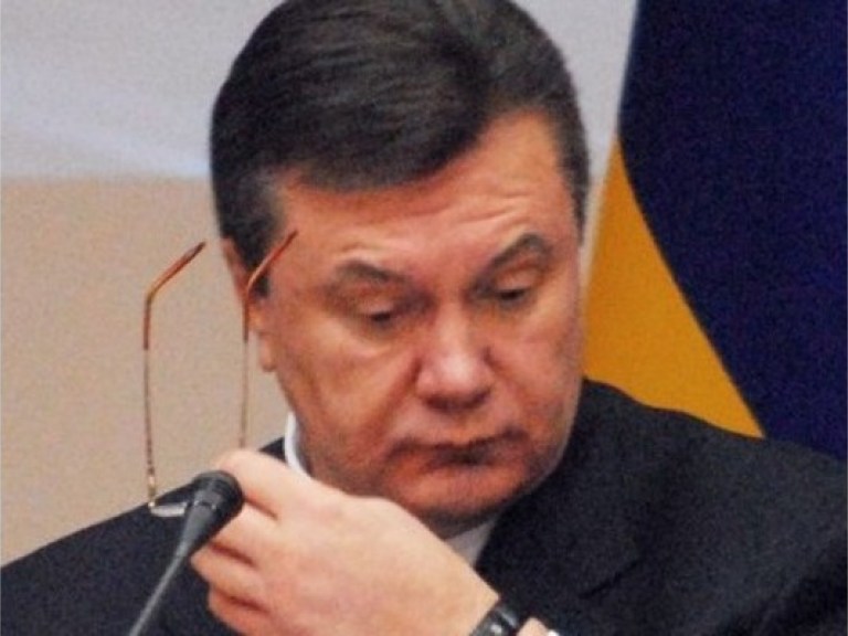 Украина и Греция должны поддерживать друг друга в трудные времена — Янукович