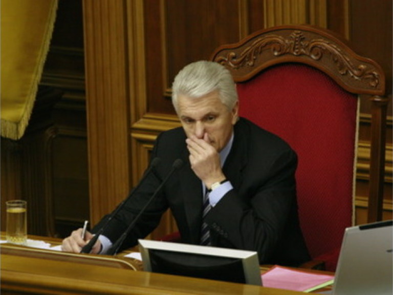 Литвин повздорил с Колесниченко во время заседания парламента