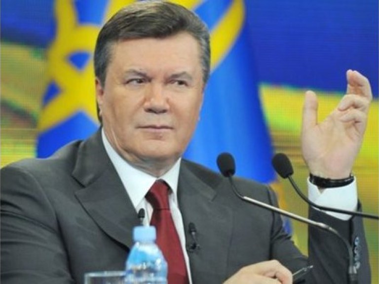 Во Львове освистали Януковича, хоть его и не было на открытии стадиона