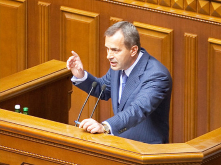 У Клюева зрение не хуже, чем у Януковича — он тоже увидел рост зарплат у украинцев