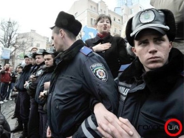 Сегодня центр Киева будут охранять 3 тысячи милиционеров — МВД