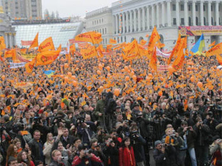 Активисты Майдана во вторник могут собраться несмотря на запрет суда