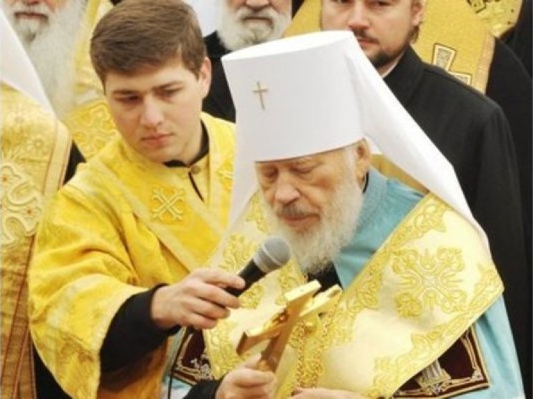 В Киеве молятся за здоровье Митрополита Владимира