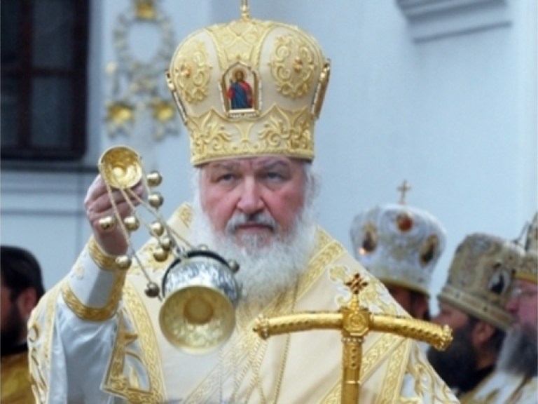 Патриарх Кирилл призвал противостоять «культу быстрой наживы»