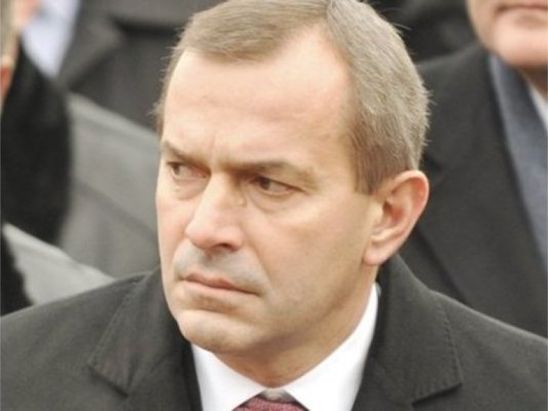 Клюев может занять должность как Азарова, так и Януковича &#8212; политолог
