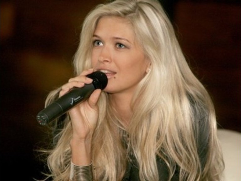 Светлаков и Брежнева стали героями фильма «Джунгли»